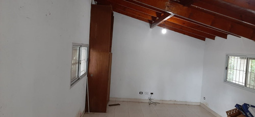 Casa Quinta Sobre French, Barrio Peluffo, Cañuelas
