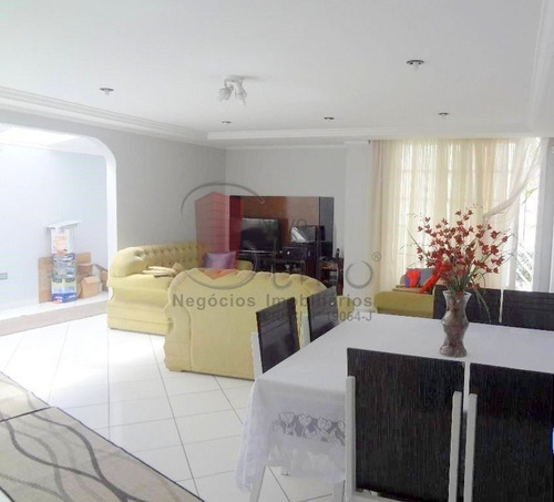 Sobrado - Vila Bertioga - Ref: 7754 - V-7754
