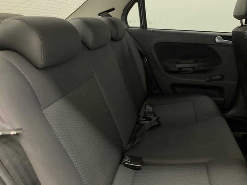 Imagem 13 de 15 de Volkswagen Voyage 1.6l Mb5 2019