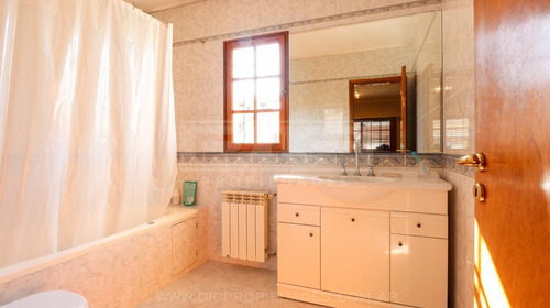 Imagen 22 de 30 de Chalet 5 Ambientes Venta - Mart.-santa Fe/fleming