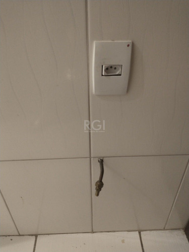 Apartamento Em Camaquã Com 2 Dormitórios - Mt6648