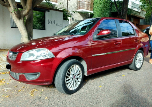 Fiat Siena 1.6 Essence 2011