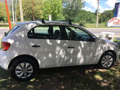 Imagen 6 de 15 de Volkswagen Gol Trend 1.6n Pack 1 5 Ptas. Mt / Nafta / 2014
