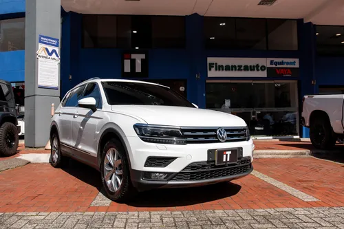 Volkswagen Tiguan TSI Comfortline 1.4T At 4x2