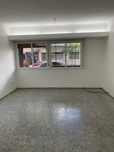 Imagen 5 de 30 de Ph 3 Ambientes - Al Frente - Patio - Excelente