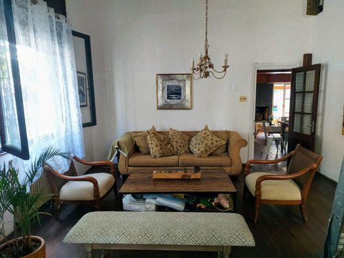 Casa Quinta En El Prado De 6 Dormitorios 3 Baños 1200 M2
