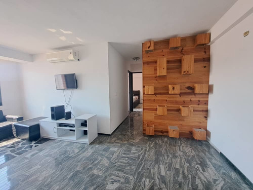 Imagen 2 de 15 de Rosaura Cortez Vende Apartamento En Los Mangos Valencia Res. Sinamaica
