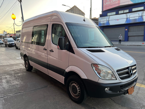 Mercedes-Benz Sprinter 2.1 415 Furgon 3250 150cv Tn V2
