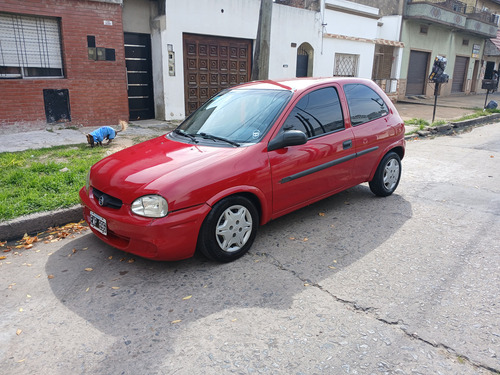 Chevrolet Corsa 1.6 gl 3 puertas GL CITY