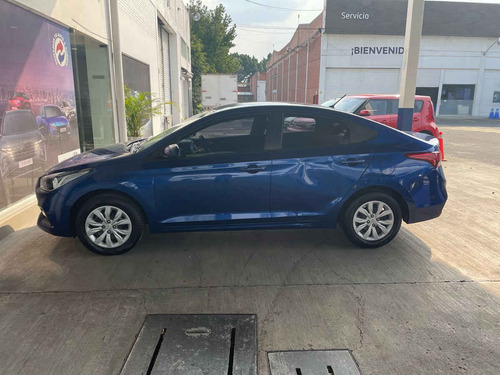 Imagen 14 de 15 de Hyundai Accent 2020 4p Gl L4/1.6 Man