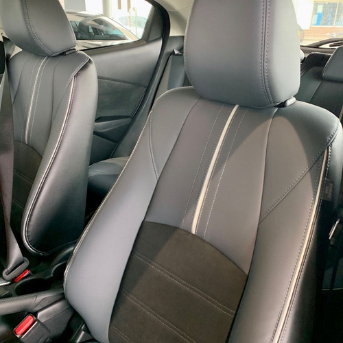 Imagen 2 de 14 de Mazda 2 Sport Grand Touring Lx Rojo | 2023