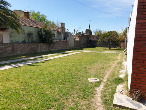 Venta De Casa + Lote, Excelente Para Emprendimiento, Familia