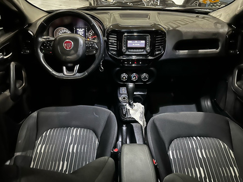 Fiat Toro 1.8 16v Freedom Flex 4x2 Aut. 4p