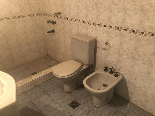 Imagen 6 de 10 de Casa Duplex En Alquiler - 3 Ambientes - Ituzaingo Norte - Sobre Colectora