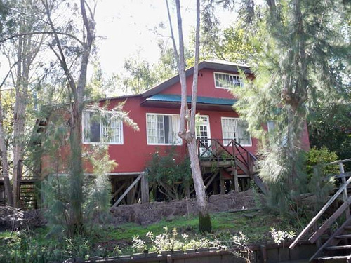 Imagen 2 de 16 de Venta De Casa Sobre Canal Estudiante En Segunda Sección