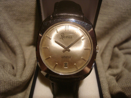 Excelente Reloj Renis Calendario 1968 Impecable! Muy Bueno!!