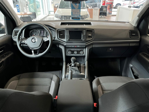 Imagen 6 de 15 de Vw Amarok Comfortline 4x2 Manual Stock Fisico Nd