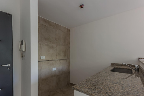 Departamento Monoambiente En Venta En San Martín Centro Apto Profesional