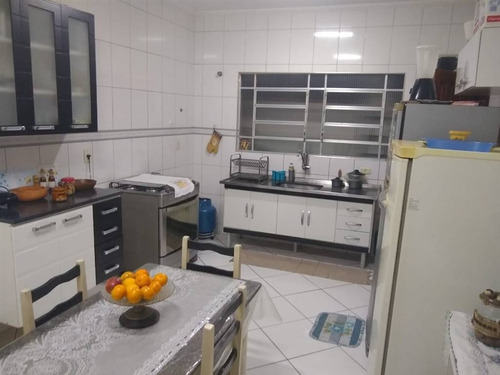 Imagem 4 de 16 de Casa 2 Dorms, Casa Isolada Vila Mateo Bei, Casa Em São Vicente . - Hm3057