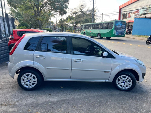 Ford Fiesta 1.6 MPI CLASS HATCH 8V FLEX 4P MANUAL