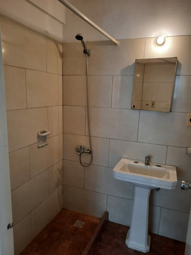 Apartamento Monoambiente En Alquiler, 1 Dormitorio, Centro