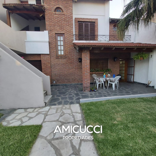 Imagen 8 de 23 de Chalet Con Pileta En Villa Bonich, San Martin