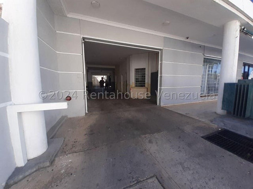 Venta De Apartamento En La Avenida Aldonza Manrique Playa Ángel Pampatar