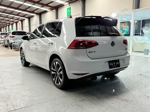 Volkswagen Golf Highline