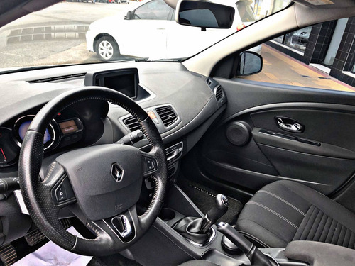 Imagen 6 de 6 de Renault Mégane Iii 2016 1.6 Ph2 Luxe Pack 111cv