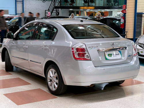 Imagem 5 de 12 de Nissan Sentra 2.0 S 2010 16v Flex Aut. Completo + Couro