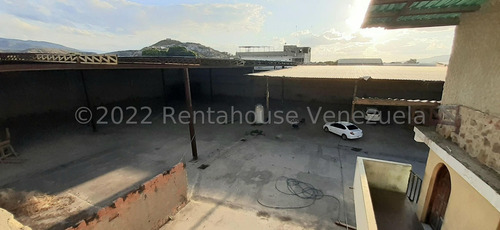 Hector Piña Vende Galpon En Zona Oeste De Barquisimeto Av Florencio Jimenez 22-20722
