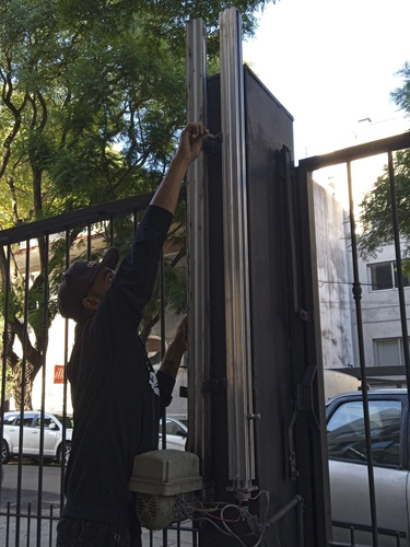 Imagen 4 de 5 de Reparación Cortina Metálica De Enrollar Emergencias 24hs
