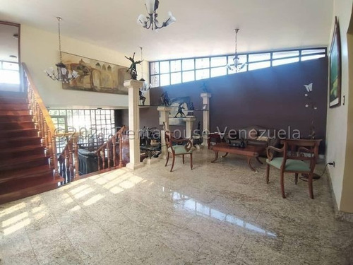 Imagen 9 de 20 de Venta De Casa En Cumbres De Curumo / Ofc 22-6177