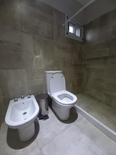 Imagen 20 de 21 de Hermosa Casa En Barrio Las Tardes - Pileta Y Quincho