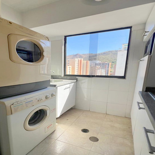 Apartamento En Valencia,la Trigaleña, Residencias Vahia Dorada. Ina-882 Tp