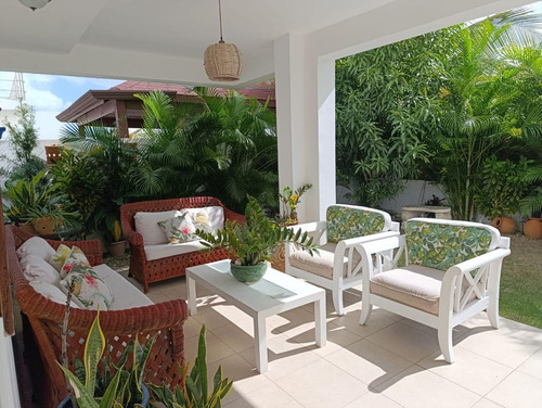 Casa En Alquiler En Primaveral, Bávaro, Punta Cana, 260m2