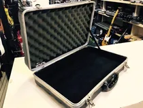 Comprar Hardcase Case Kgb Pedais 49x30 Maleta - Loja Jarbas Instrum