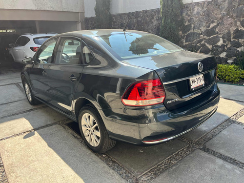 Volkswagen Vento 1.6 Confortline At