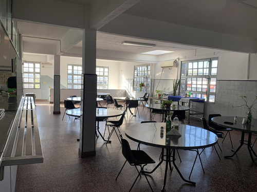 Deposito De 4900 M2