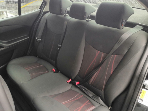 Imagen 10 de 15 de Chevrolet Aveo 2019 1.6 Ls Mt