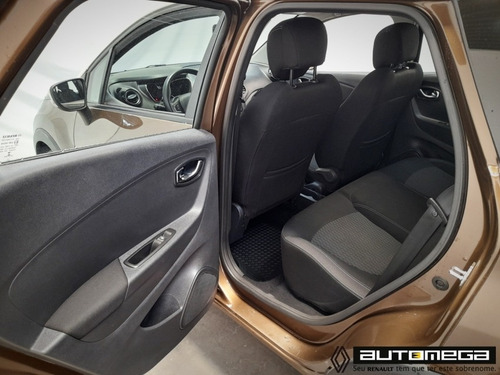 Imagem 8 de 15 de Renautl Captur Life 1.6 2018/2019