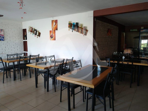 Imagen 4 de 14 de Casa Y Local Costanera Villa Carlos Paz