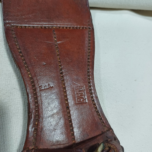 Antiguo Tahali De Machete De Rezagos Militares (Usado)