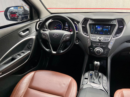 Hyundai Santa Fe Santa FÉ 3.3 Mpfi 4x4 7 Lugares V6 270cv Gasolina 4p Aut