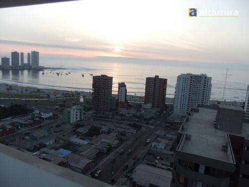 Departamento En Venta De 1 Dorm. En Iquique