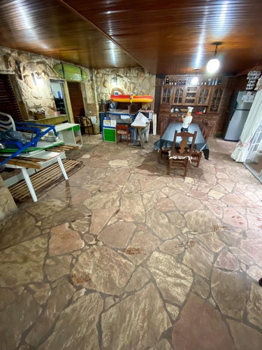 Imagen 14 de 30 de Nuevo Precio - Casa - 4 Amb - Lote 290 M2 - Cochera Y Fondo Libre