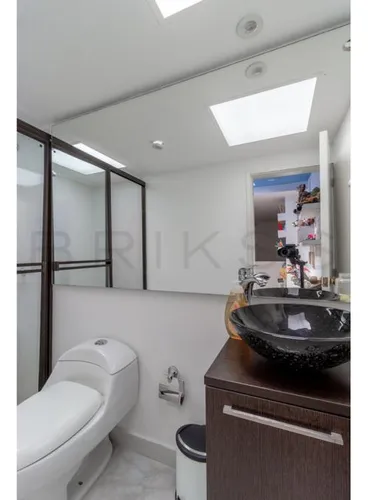 Apartamento En Venta En Los Rosales. Cod V1365