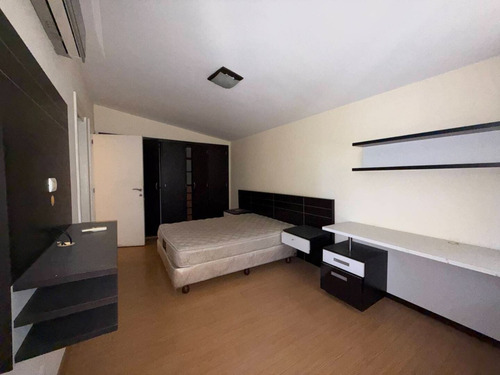 En Venta Casa En Guaparo Calle Cerrada En Valencia