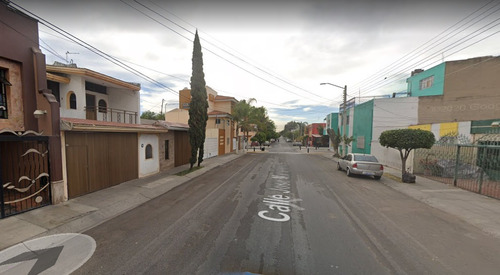 Imagen 1 de 8 de Casa En Guadalajara Jalisco Col San Rafael Clro*