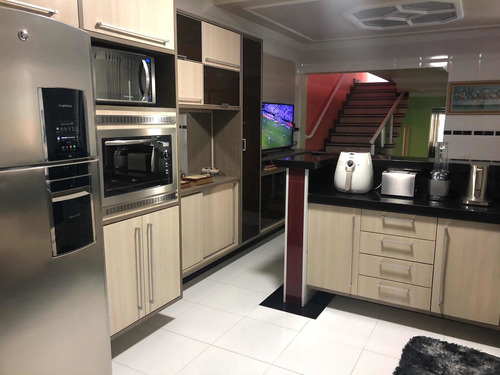 Imagem 10 de 14 de Sobrado Com Piscina, Sauna, Academia, Solarium Impecável!